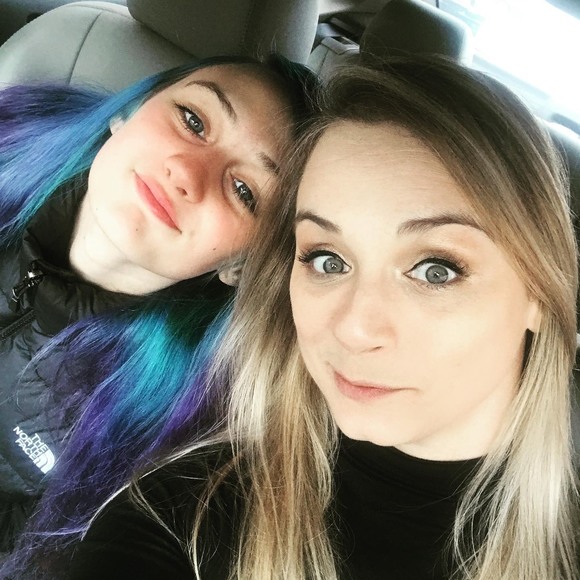 Meet your Posher, Pauline - Picture 1 of 1